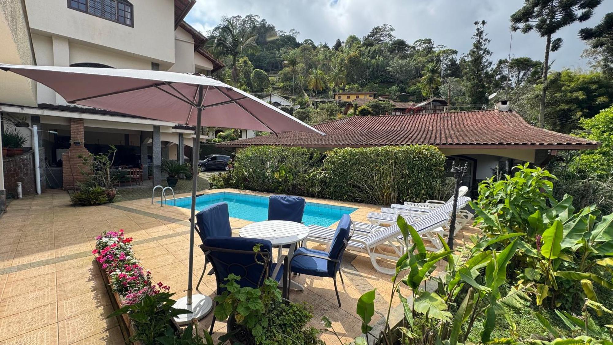 Casa Mara Bed and Breakfast Nova Friburgo Buitenkant foto
